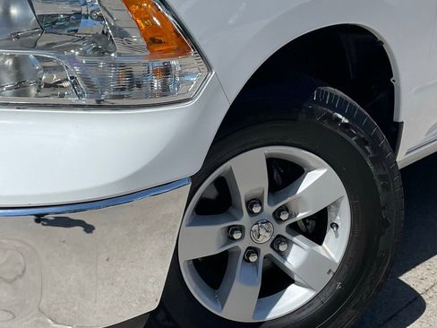 Used 2024 RAM 1500 Classic SLT image 9