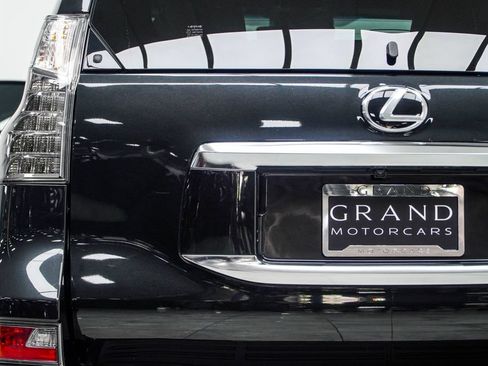 Used 2023 Lexus GX 460 Premium w/ Premium Package AWD/4WD image 17