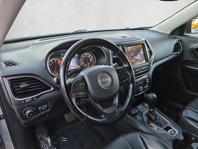 Used 2021 Jeep Cherokee Trailhawk w/ Technology Group AWD/4WD image 10