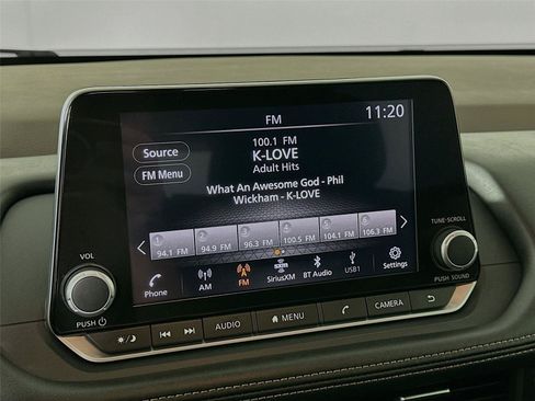 Used 2023 Nissan Rogue S AWD/4WD image 7
