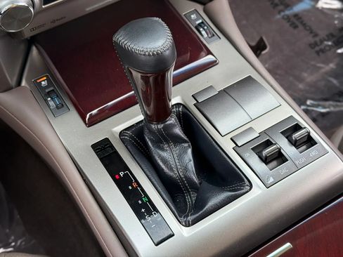 Used 2019 Lexus GX 460 Premium AWD/4WD image 24