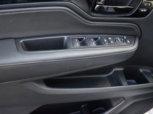 Used 2024 Honda Odyssey Elite image 11