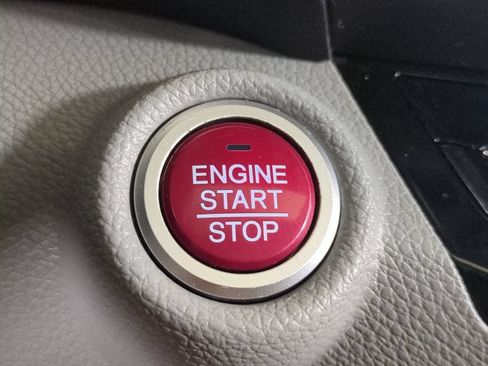 Used 2017 Honda Accord EX-L image 36