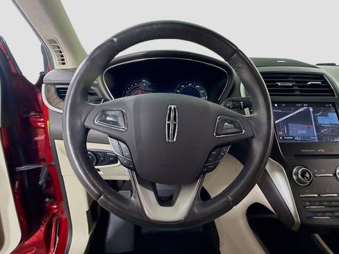 Used 2019 Lincoln MKC Reserve w/ MKC Climate Package image 11