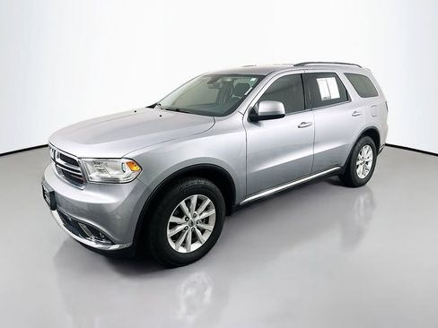 Used 2020 Dodge Durango SXT image 3