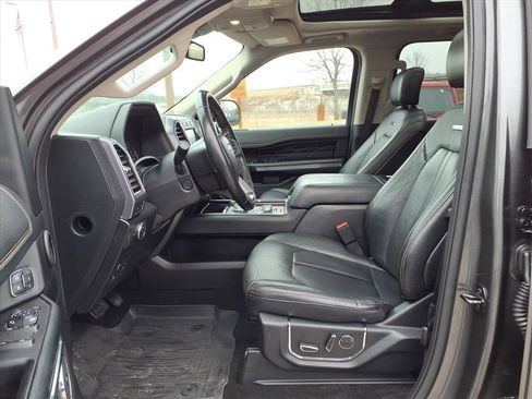 Used 2019 Ford Expedition Max Platinum image 13