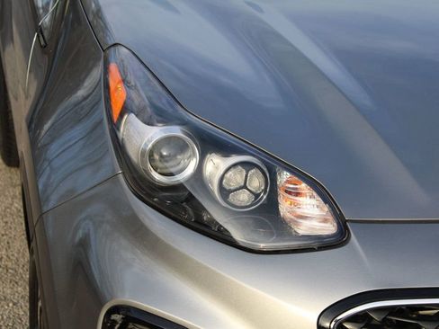 Used 2021 Kia Sportage LX image 29