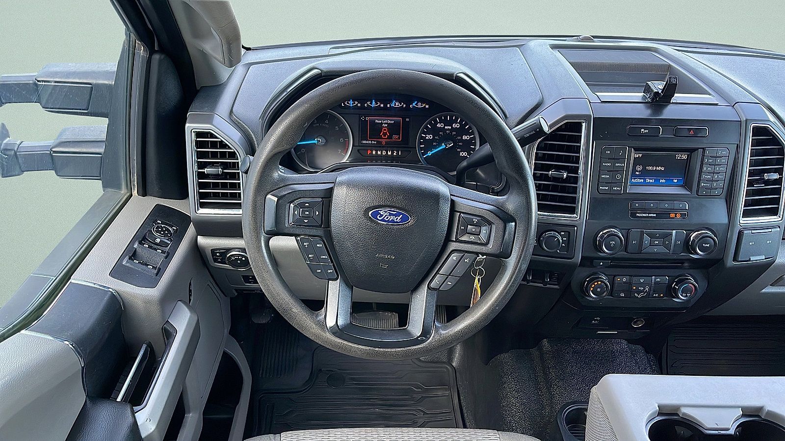 Used 2017 Ford F350 XLT w/ XLT Value Package AWD/4WD image 10