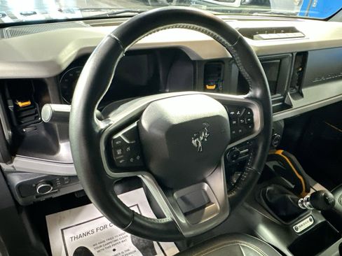 Used 2021 Ford Bronco Badlands image 18