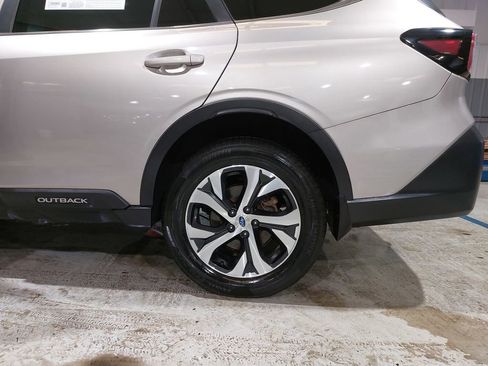 Used 2020 Subaru Outback Limited w/ Popular Package #2 AWD/4WD image 34