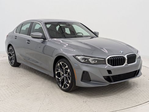 New 2026 BMW 330i Sedan w/ Premium Package image 7