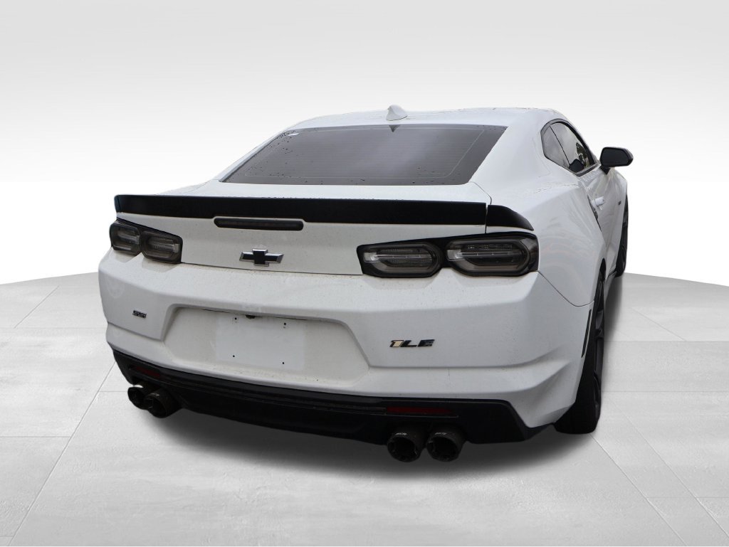 Used 2021 Chevrolet Camaro SS RWD image 18