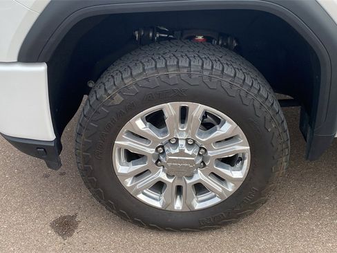 Used 2023 GMC Sierra 3500 Denali w/ Denali Ultimate Package image 10