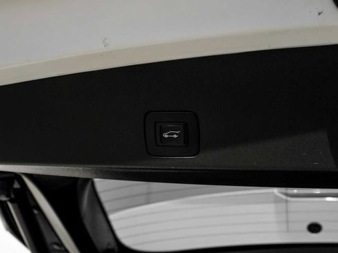 Used 2020 Buick Encore GX Select w/ Sport Touring Package image 50