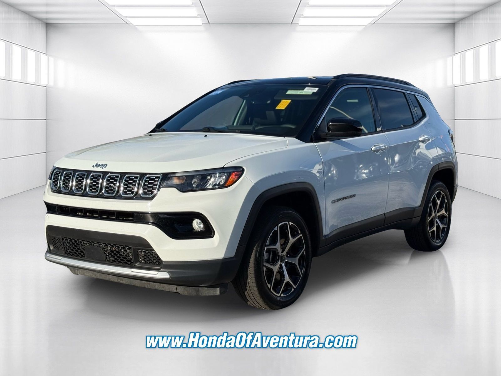 Used 2026 Jeep Compass Limited AWD/4WD image 3