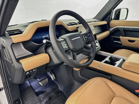 New 2026 Land Rover Defender 110 X AWD/4WD image 9