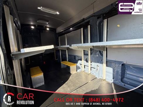 Used 2019 Ford Transit 250 148 High Roof Extended image 10