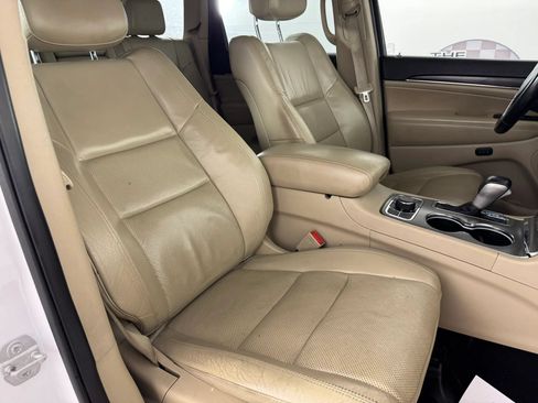 Used 2019 Jeep Grand Cherokee Limited w/ Luxury Group II AWD/4WD image 37