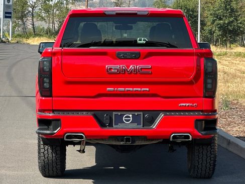 Used 2021 GMC Sierra 1500 AT4 AWD/4WD image 4