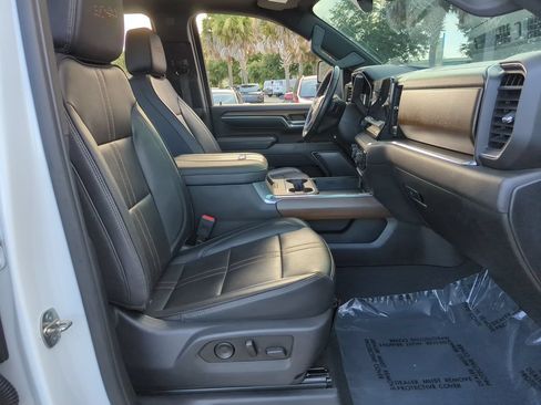 Used 2024 Chevrolet Silverado 2500 High Country AWD/4WD image 26