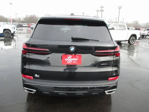 Used 2024 BMW X5 xDrive40i w/ Premium Package image 7