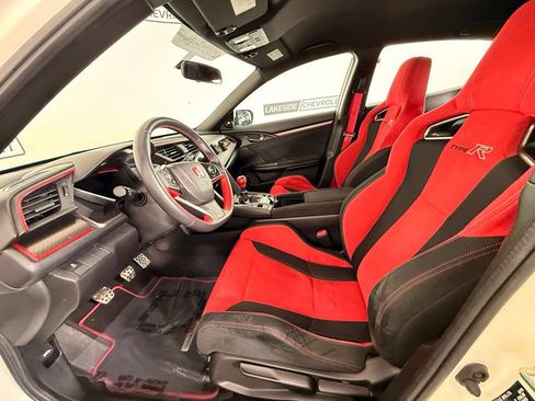 Used 2018 Honda Civic Type R image 17