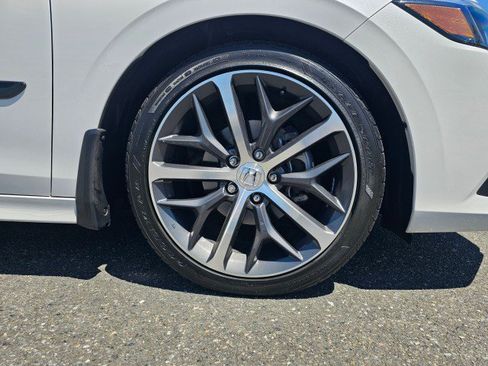 Used 2022 Honda Civic Touring image 9