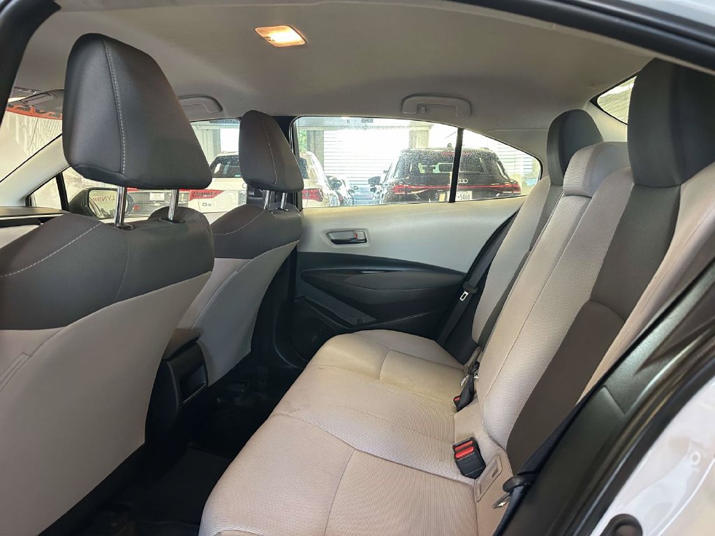Used 2022 Toyota Corolla LE w/ LE Convenience Package FWD image 13