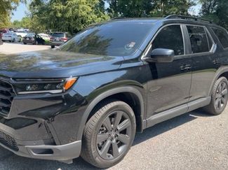Used 2025 Honda Pilot Sport video 1
