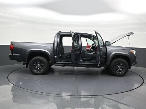 Used 2023 Toyota Tacoma SR5 w/ Technology Package RWD image 37