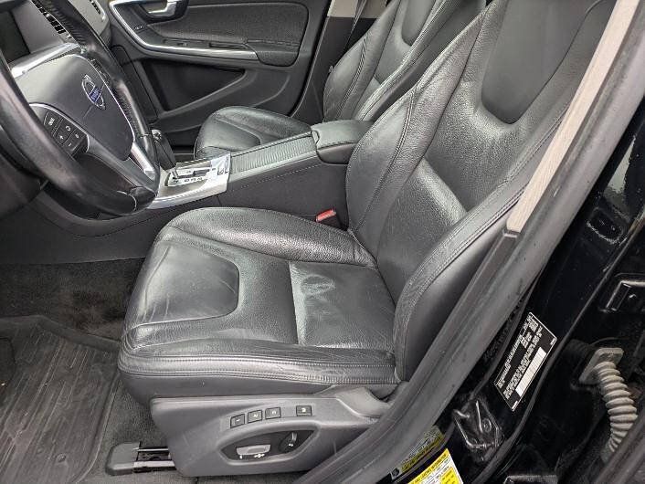 Used 2012 Volvo S60 T5 w/ Climate Pkg FWD image 11