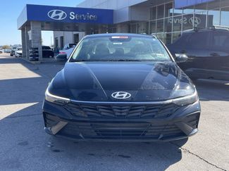 Used 2025 Hyundai Elantra Sport video 2