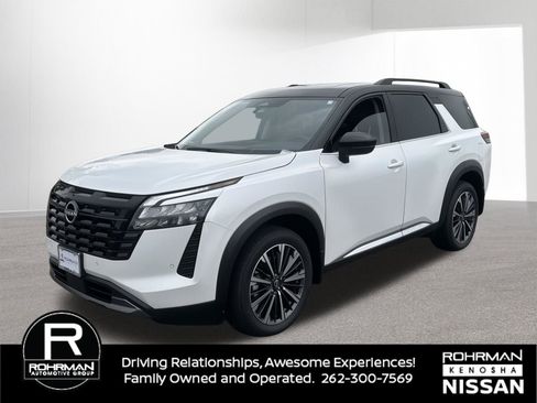 Certified 2026 Nissan Pathfinder Platinum AWD/4WD image 1