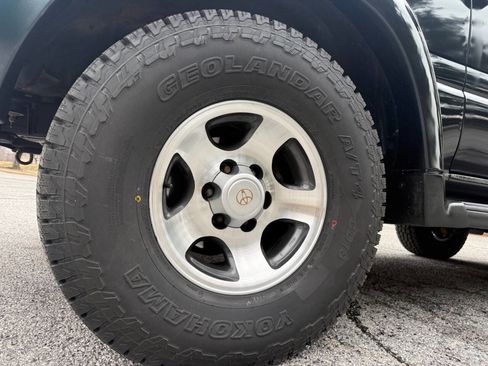 Used 1993 Toyota Land Cruiser Base AWD 4dr SUV image 33