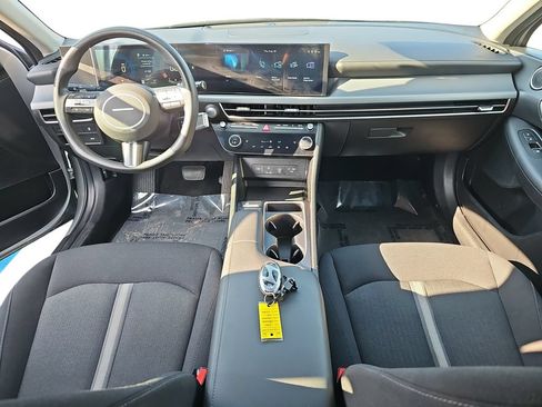 Used 2025 Hyundai Sonata SEL FWD image 13