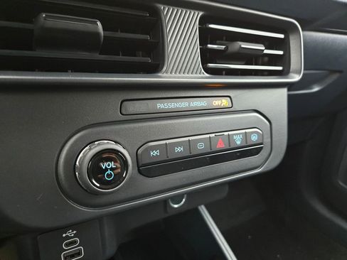 New 2026 Ford Maverick XL image 16