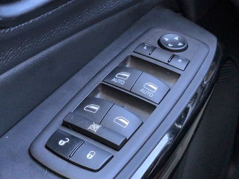 Certified 2023 Jeep Cherokee Altitude Lux w/ Lux Elite Package AWD/4WD image 24