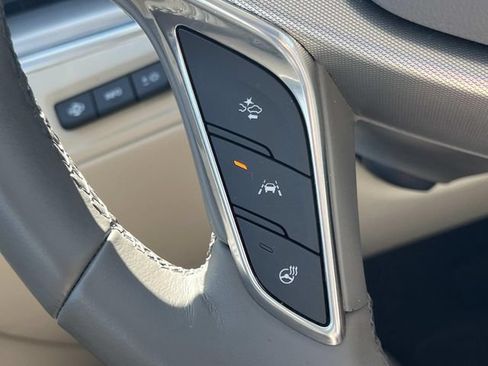 Used 2021 Cadillac XT5 Premium Luxury FWD image 37