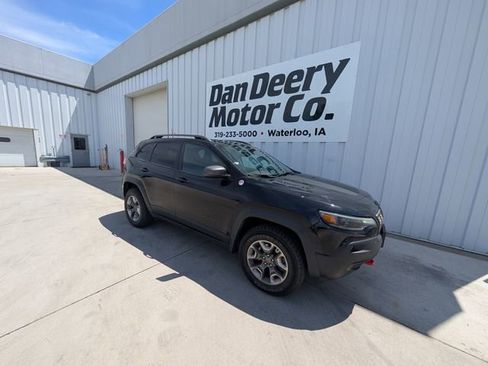 Used 2019 Jeep Cherokee Trailhawk w/ Comfort/Convenience Group AWD/4WD image 20