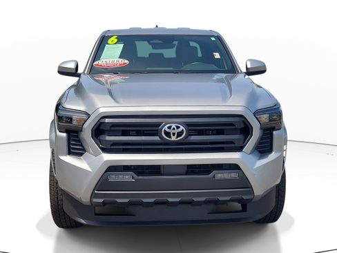 Used 2026 Toyota Tacoma SR5 AWD/4WD image 2