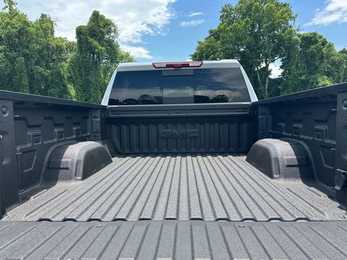 New 2026 GMC Sierra 1500 Denali w/ Denali Reserve Package AWD/4WD image 19