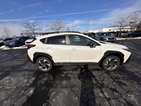 Used 2025 Subaru Crosstrek 2.5i Limited w/ Crosstrek Mirror Package image 2