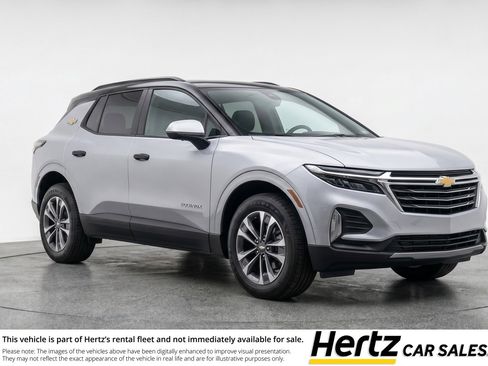 Used 2025 Chevrolet Equinox LT FWD image 1