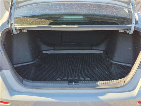 Used 2025 Honda Accord SE image 6