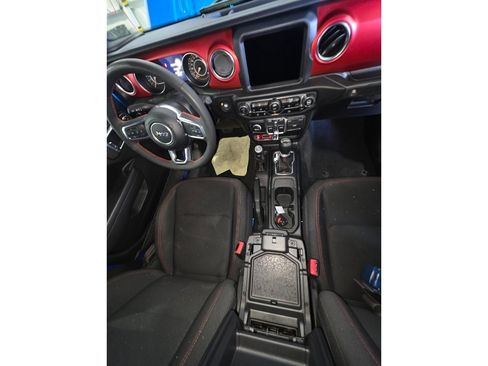 Used 2023 Jeep Gladiator Rubicon w/ Cold Weather Group AWD/4WD image 14
