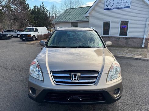 Used 2005 Honda CR-V EX image 2