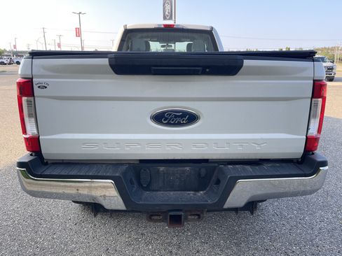 Used 2017 Ford F350 XL w/ XL Value Package AWD/4WD image 5