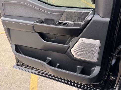 Certified 2022 Ford F150 Raptor w/ Raptor 37 Performance Package image 30