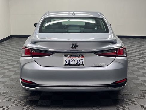 Certified 2025 Lexus ES 300h w/ Premium Package FWD image 6