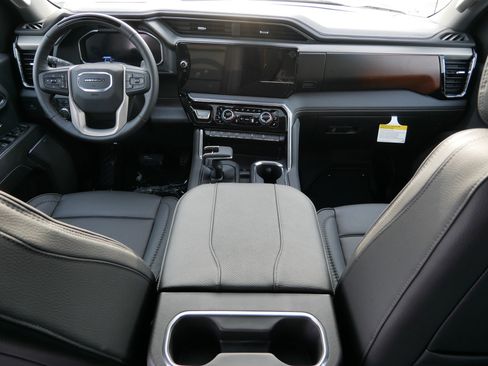 New 2026 GMC Sierra 1500 Denali image 6